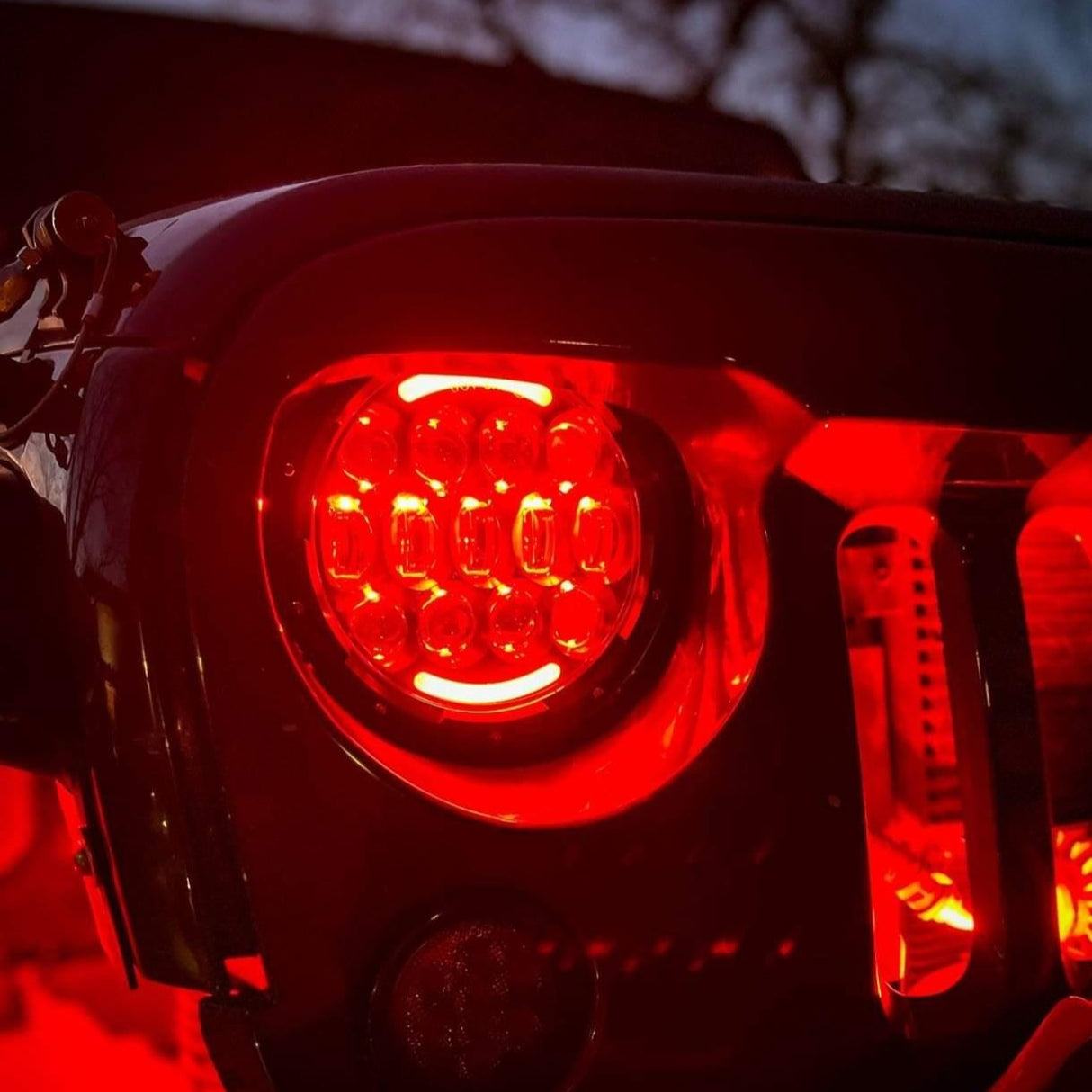 Infinite Offroad | HEADLIGHT: 7" - HYDRA