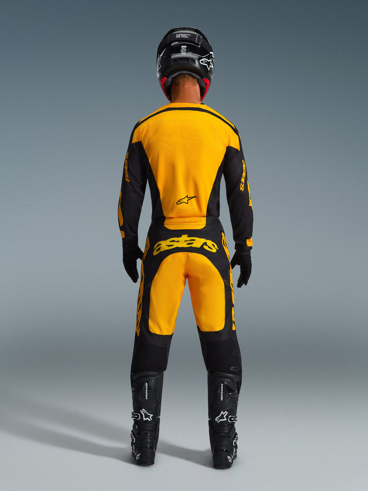 2026 Racer Riway Gear Set