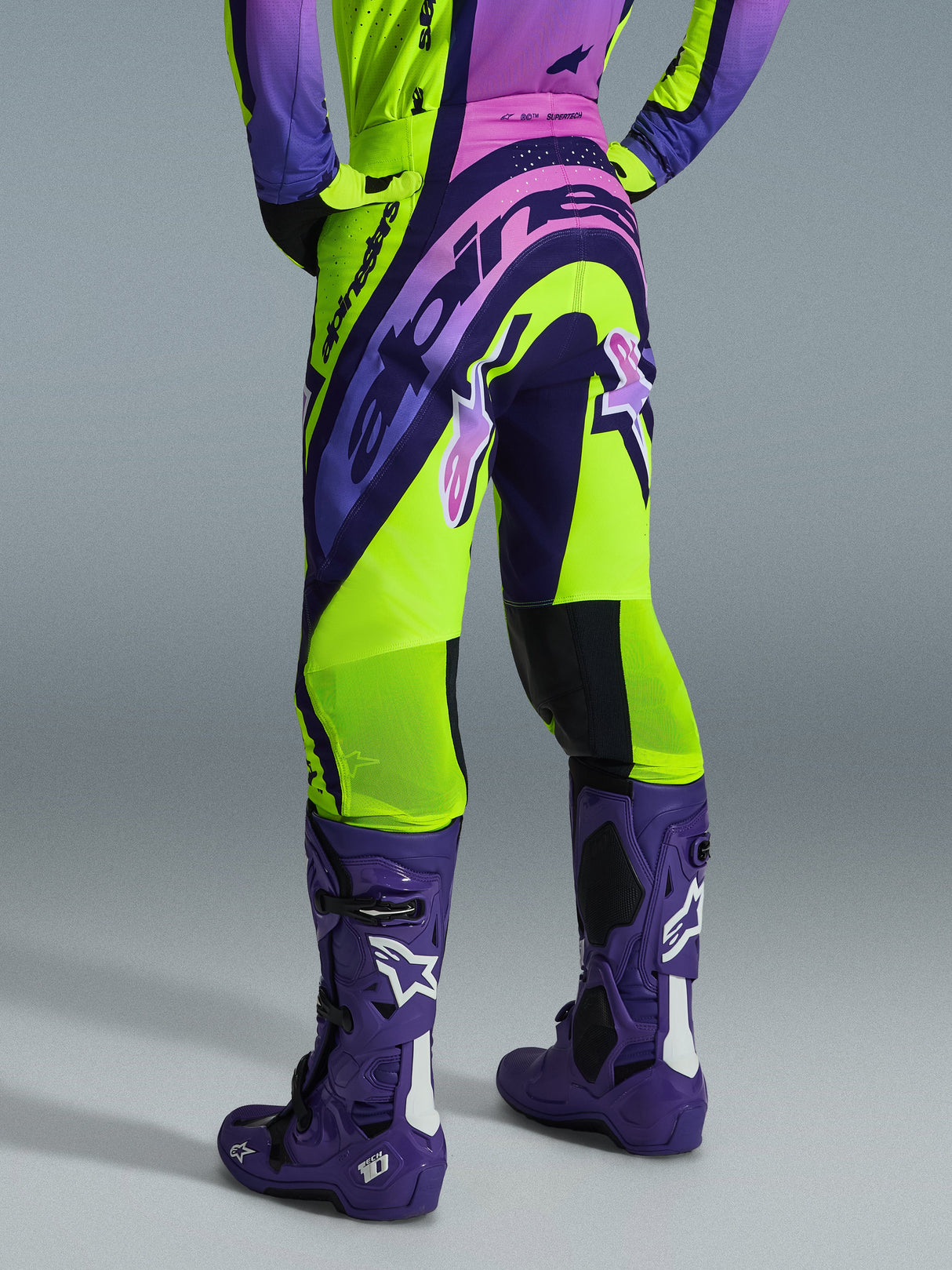 2026 Supertech Vista Gear Set