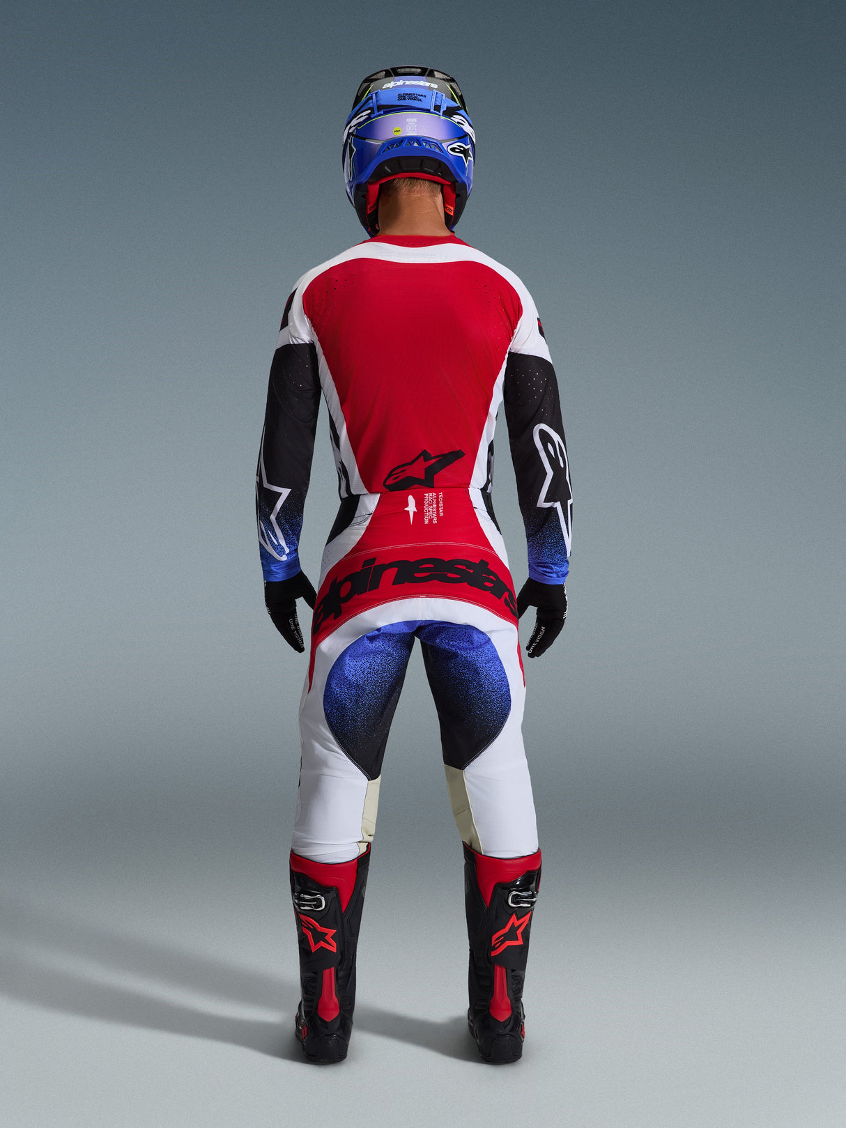 2026 Techstar Knif Gear Set