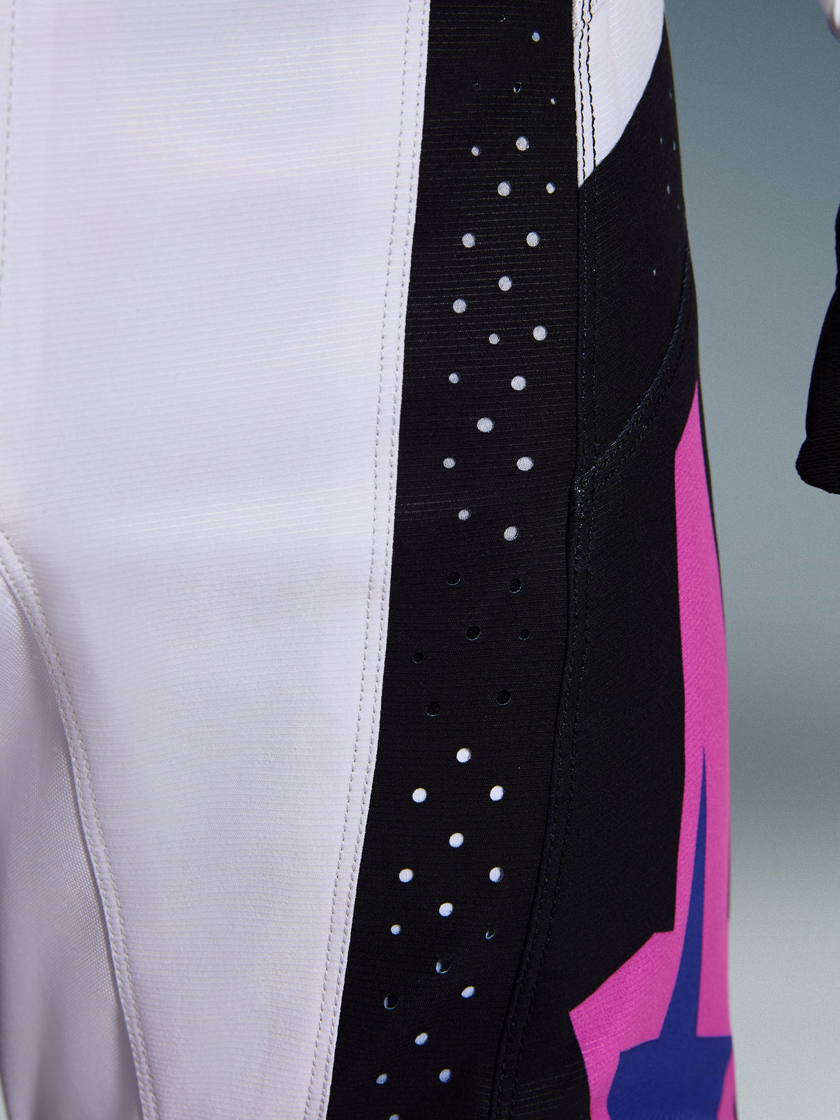 2026 Techstar Knif Pants