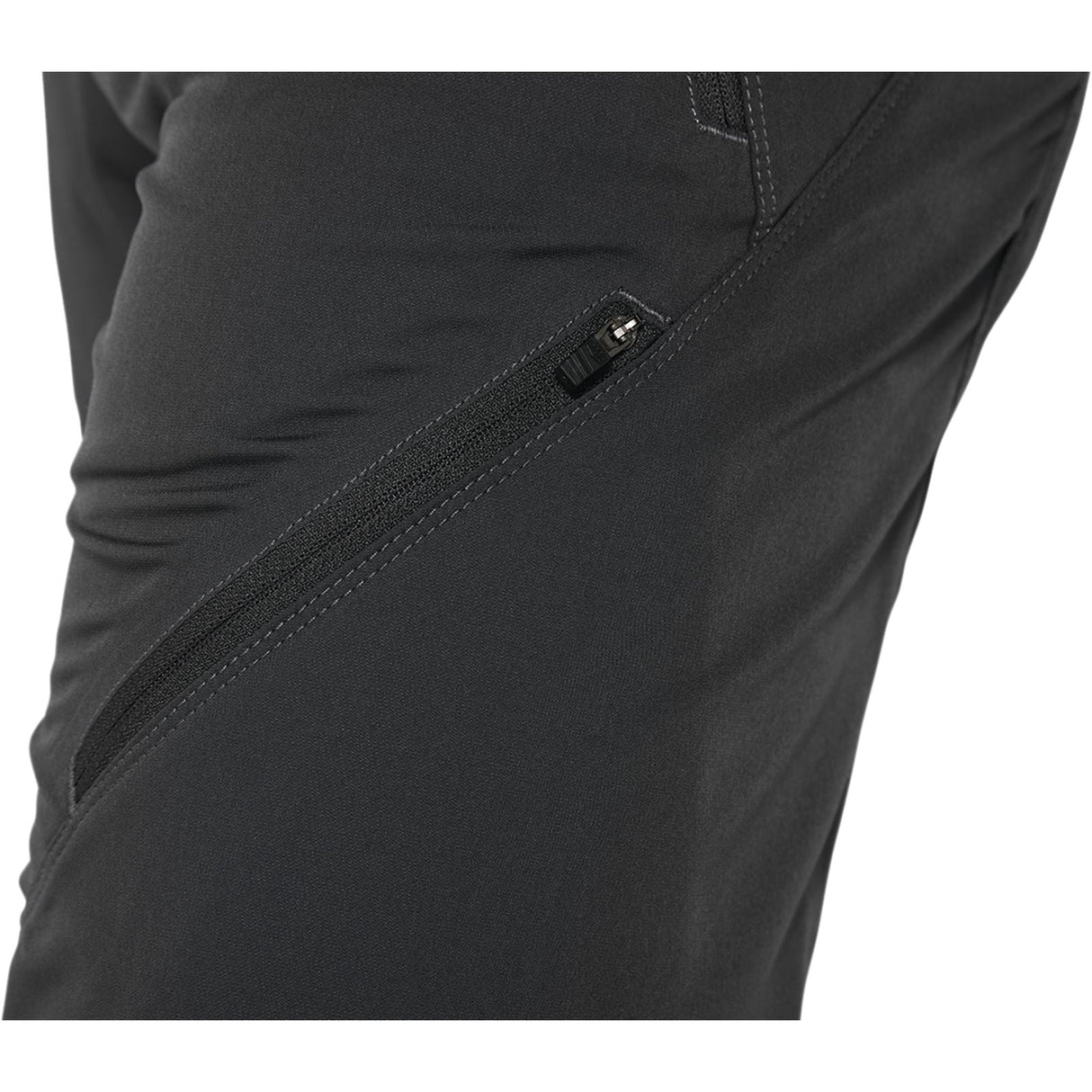 100% Airmatic Shorts - Charcoal - US 28 [MPN: 40021-00014]